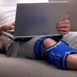 6 Tips for Recovering from Knee Surgery
